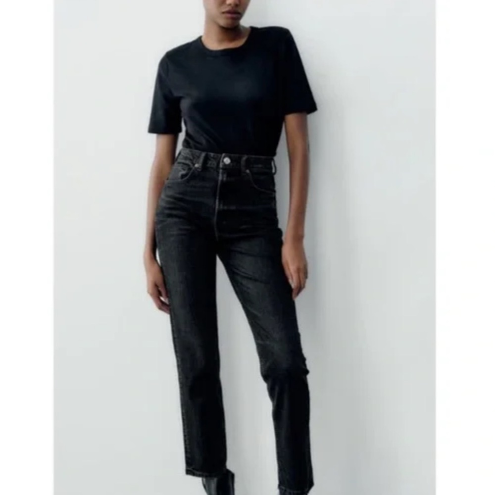 NWT Zara Straight Leg Jeans